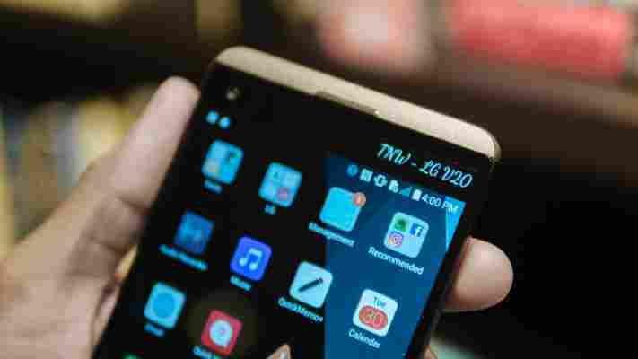 LG’s V30 is almost certainly dropping the second screen, but it’s worth it