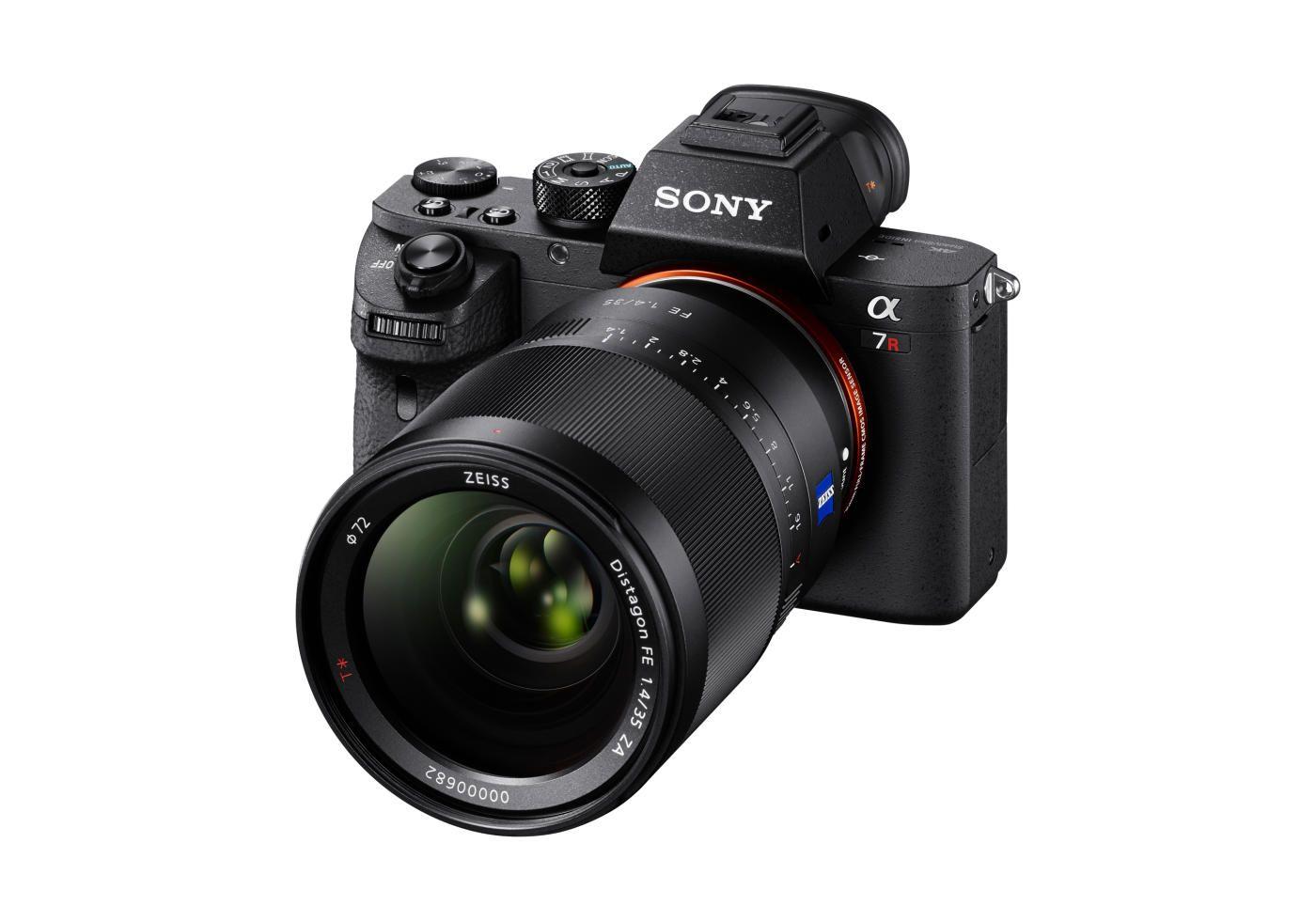 Sony Digital Camera - A Review